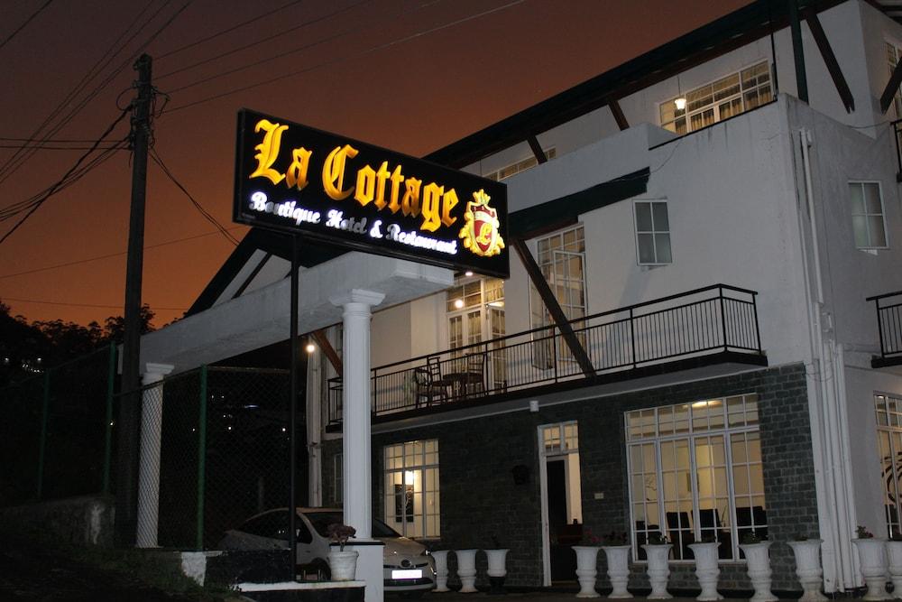 La Cottage Boutique Hotel & Restaurant Нувара-Элия Экстерьер фото