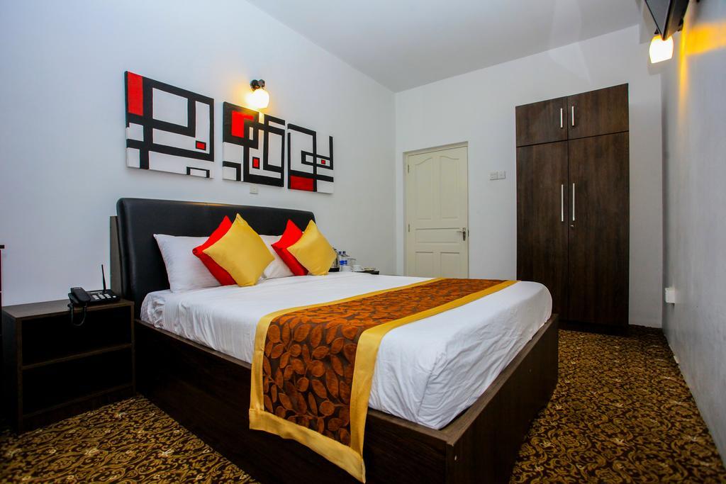 La Cottage Boutique Hotel & Restaurant Нувара-Элия Экстерьер фото