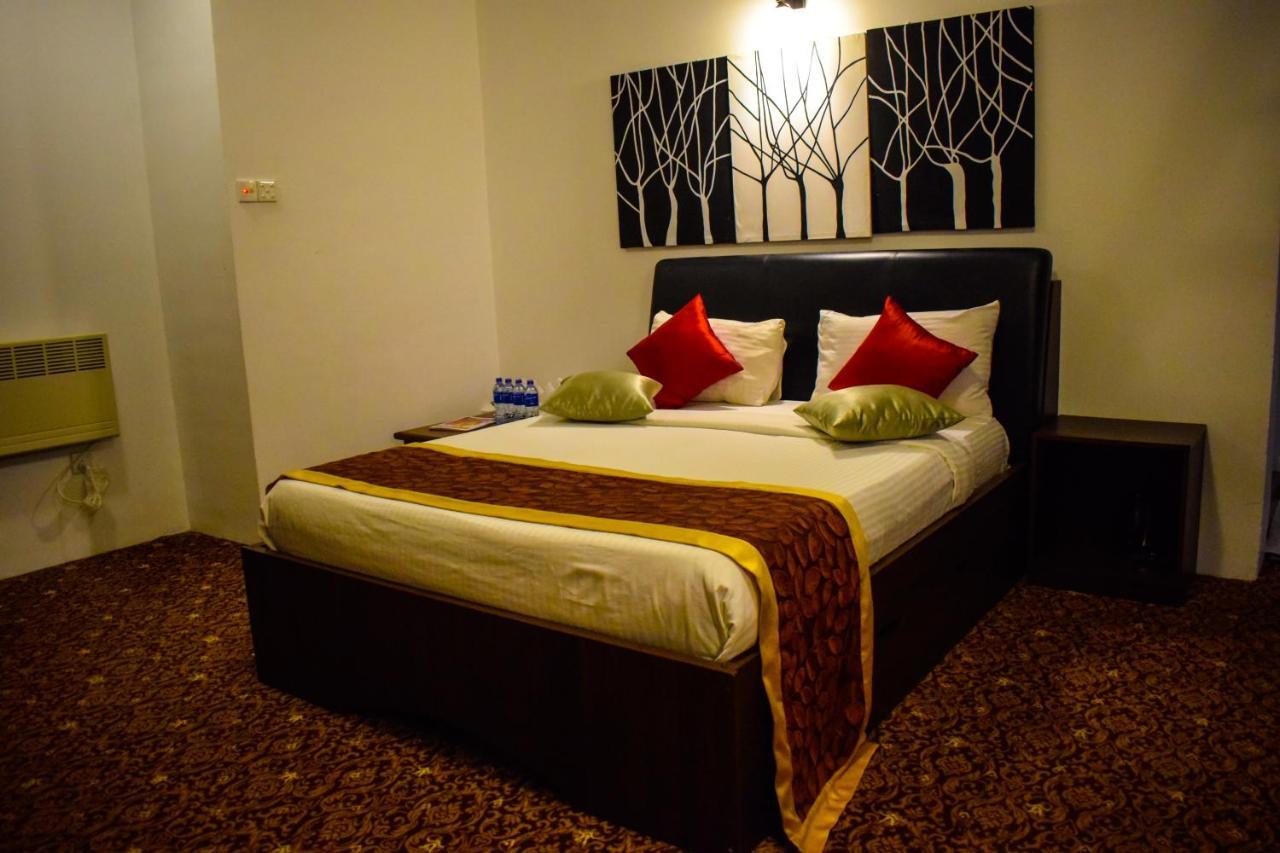 La Cottage Boutique Hotel & Restaurant Нувара-Элия Экстерьер фото