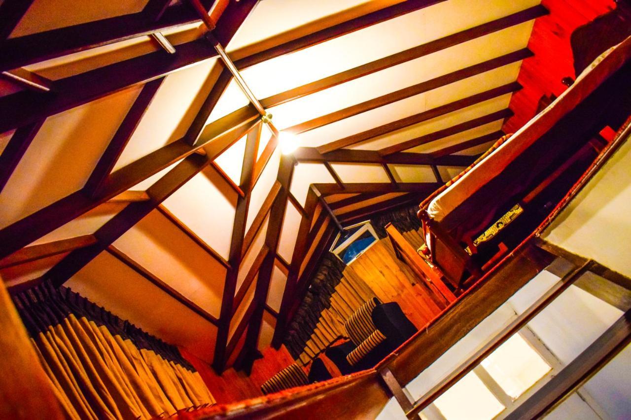 La Cottage Boutique Hotel & Restaurant Нувара-Элия Экстерьер фото